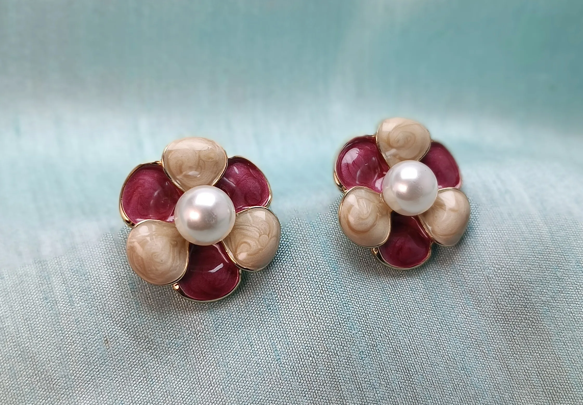 Korean Floral Pearl Stud Earrings